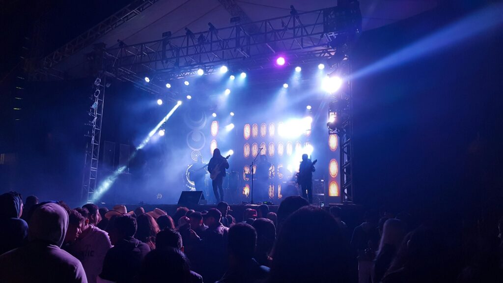 pexels-photo-2675648-2675648 Photo of Band Performing to Crowd of People at a Concert
